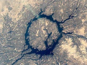 crater asteroid diamnate - Ziarul National