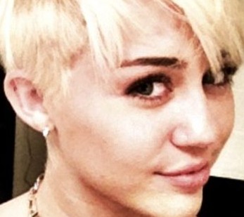 Vedeta de filme pentru adulti, protagonista noului videoclip al lui Miley Cyrus – VIDEO