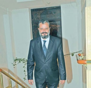 peter ekstein kovacs - Ziarul National
