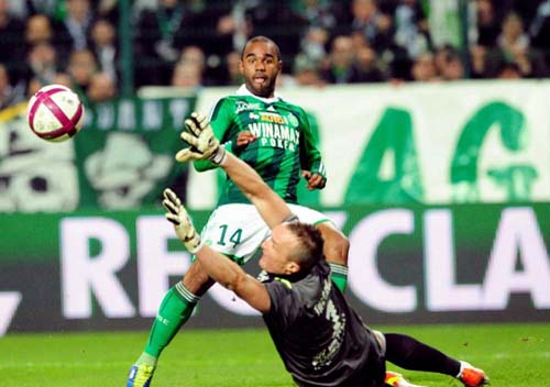 Refuzat de Gigi Becali, Pongolle a ajuns in Rusia