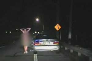 tanara-goala-goneste-autostrada-politie - Ziarul National