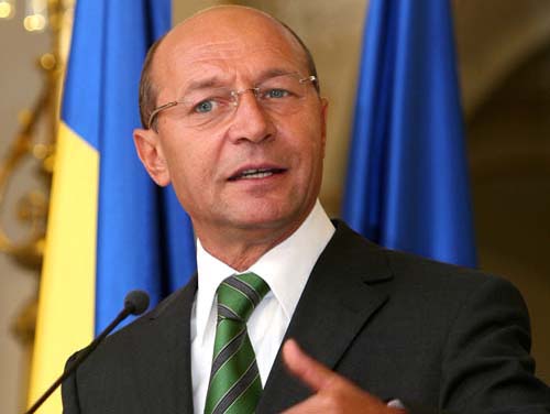 Basescu: Regimul comunist a luat ce este mai sfant pentru un om