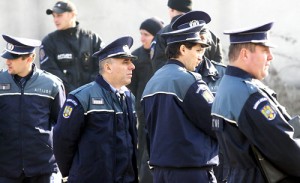 Grup de politisti - Ziarul National