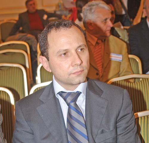 Aurelian Pavelescu nu-si gaseste locul