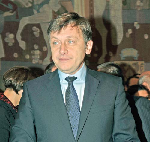 Antonescu: Nu se poate sa ramanem in acelasi partid si eu, si Chiliman. Congresul Extraordinar hotaraste