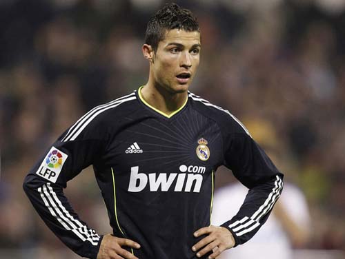 Cristiano Ronaldo e Mister Facebook:  50 de milioane de fani
