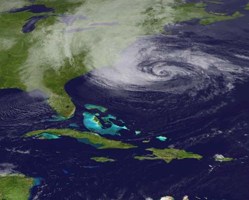 Sandy, uraganul care pune America pe butuci