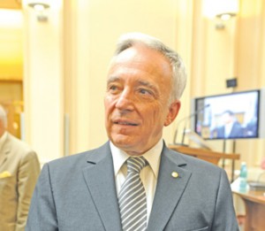 MUGUR ISARESCU-FANE (17) - Ziarul National