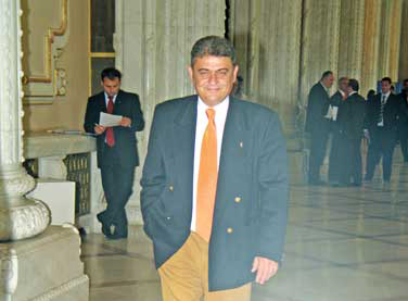 Silvian Ionescu lasa de izbeliste Organizatia PDL sector 3