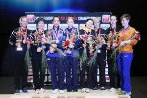 Women double podium - Ziarul National
