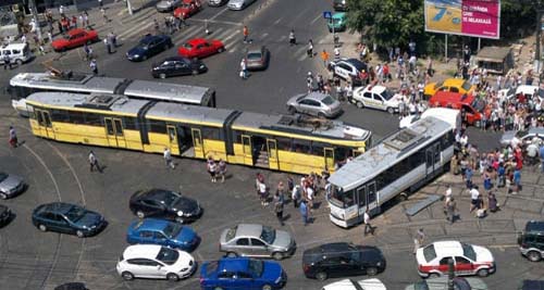 Sponsorul PSD Sorin Gangler, contracte cu RATB de 1,3 milioane euro pentru usi de tramvaie