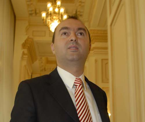 Cristian Adomnitei, trimis in judecata pentru mai multe infractiuni