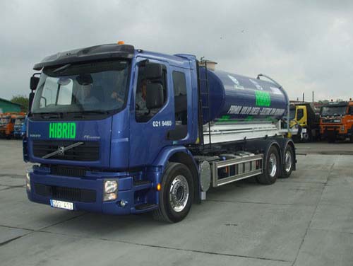 Romprest testeaza primul camion hibrid de salubritate