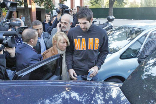 Marele handbalist Karabatici – arestat pentru pariuri!