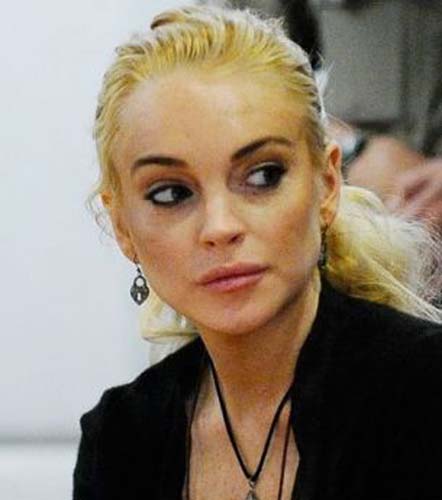 Lindsay Lohan a furat haine de 15.000 dolari
