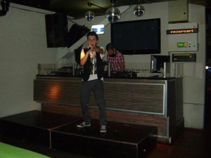 mike unfair single lanseaza - Ziarul National