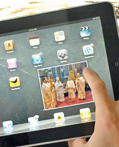 Sfantul iPhone si Cuviosul iPad