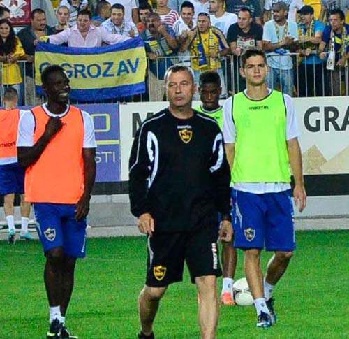 Fanii l-au cerut pe Bölöni, conducerea l-a angajat pe Rednic