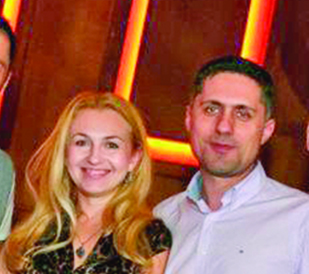 Ianis Stavrositu, sef cu cantec la Sibex