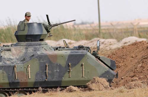 Armata siriana isi regleaza tirul tintind sate turcesti