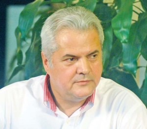 ADRIAN NASTASE-FANE (1) - Ziarul National