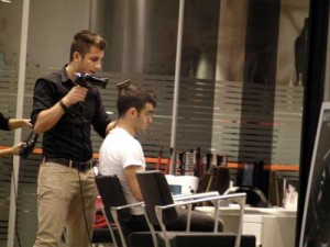 Inainte-de-intalnirea-cu-Becali,-portughezul-a-trecut-pe-la-frizer-in-mall - Ziarul National