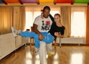 cabral-si-andreea-ibacka-danseaza-in-scop-umanitar-vineri-la-dansez-pentru-tine_size1 - Ziarul National