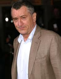 O retea de tepari care a folosit numele actorului Robert De Niro, condamnata la ani grei de inchisoare