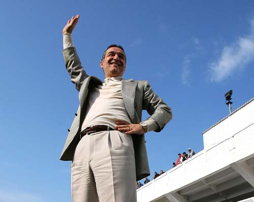 Gigi Becali l-a tradat pe Copos: face Revelionul la „Imparatul romanilor”!