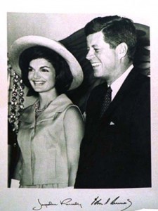jackie-kennedy-reuters_600x450 - Ziarul National