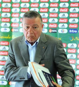 mircea sandu - Ziarul National