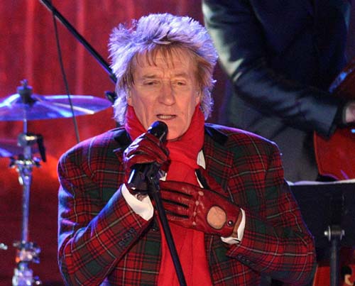 Rod Stewart a plans pe stadion in timpul meciului Barcelona-Celtic (VIDEO)