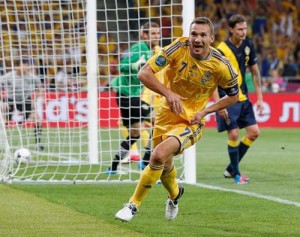 SOCCER-EURO/ - Ziarul National