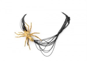 tom-binns-spider-necklace_1 - Ziarul National