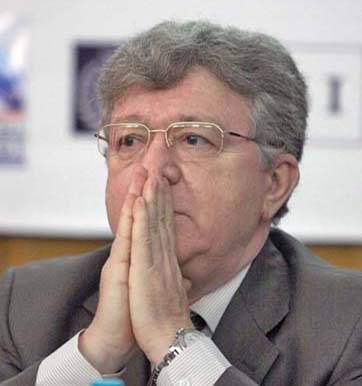 Dobritoiu, urmarit penal: „Probabil ca sunt interese directe sa nu ajung la Ministerul Apararii”