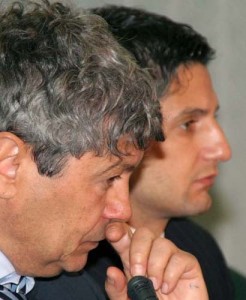 The head coach of Shakhtar Mircea Lucescu (F) sad as his son Razvan Lucescu (R), the head coach of Rapid, sits near of his - Ziarul National