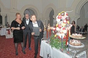 Mihaela Borcea, Catalin Botezatu, Gianluca Mech tort - Ziarul National