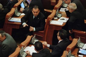 Parlament plen - Narcis Pop (71) - Ziarul National