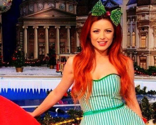 De Craciun, Elena Gheorghe e responsabila cu salata de boeuf