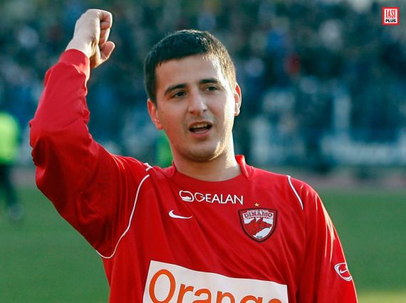 Fotbalistul Ianis Zicu, audiat in dosarul prostituatelor de lux