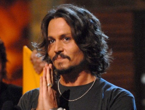 Johnny Depp a botezat o plaja cu numele iubitei