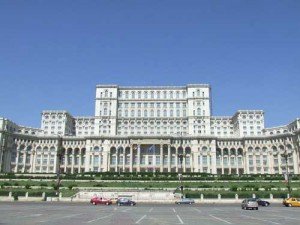 palatul-parlamentului - Ziarul National Eveniment important pentru tineri, la PARLAMENT! Află totul despre Conferința Bucharest Model NATO!