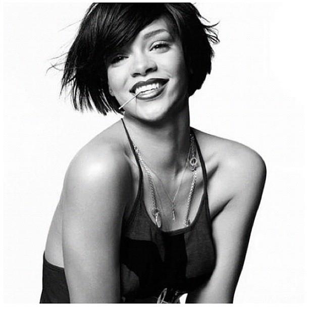 Uite cum s-a distrat Rihanna cu iubitul sau, de Craciun! – VIDEO