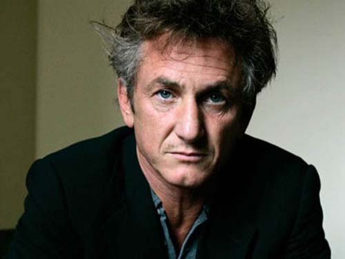 Sean Penn s-a cuplat cu o cantareata!