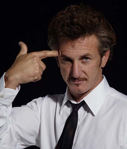 Sean Penn nu s-a simtit iubit  de neveste