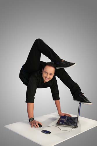 Catalin Maruta, contorsionistul de serviciu