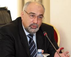 Varujan Vosganian, reinstalat in fruntea Ministerului Economiei