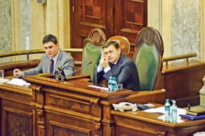 Crin Antonescu - juramant Dan Voiculescu Senat - Narcis Pop (3) - Ziarul National