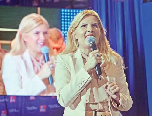 Premierul o vede pe Elena Udrea in fruntea PDL