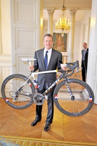 Lance Armstrong - Ziarul National